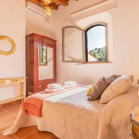 Ca La Conxita Holiday home